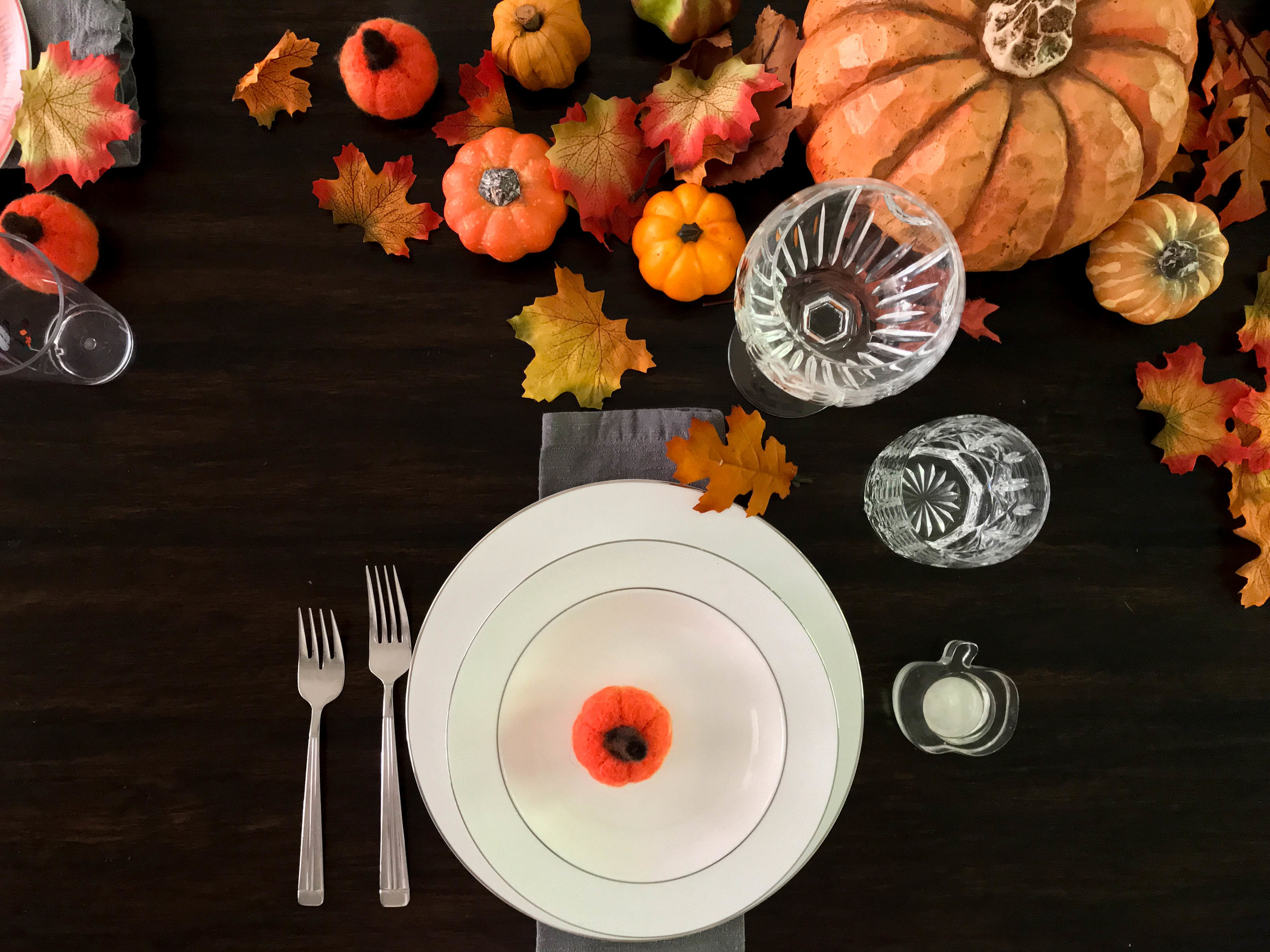 5 KID-FRIENDLY THANKSGIVING TABLE SETTING TIPS image 2