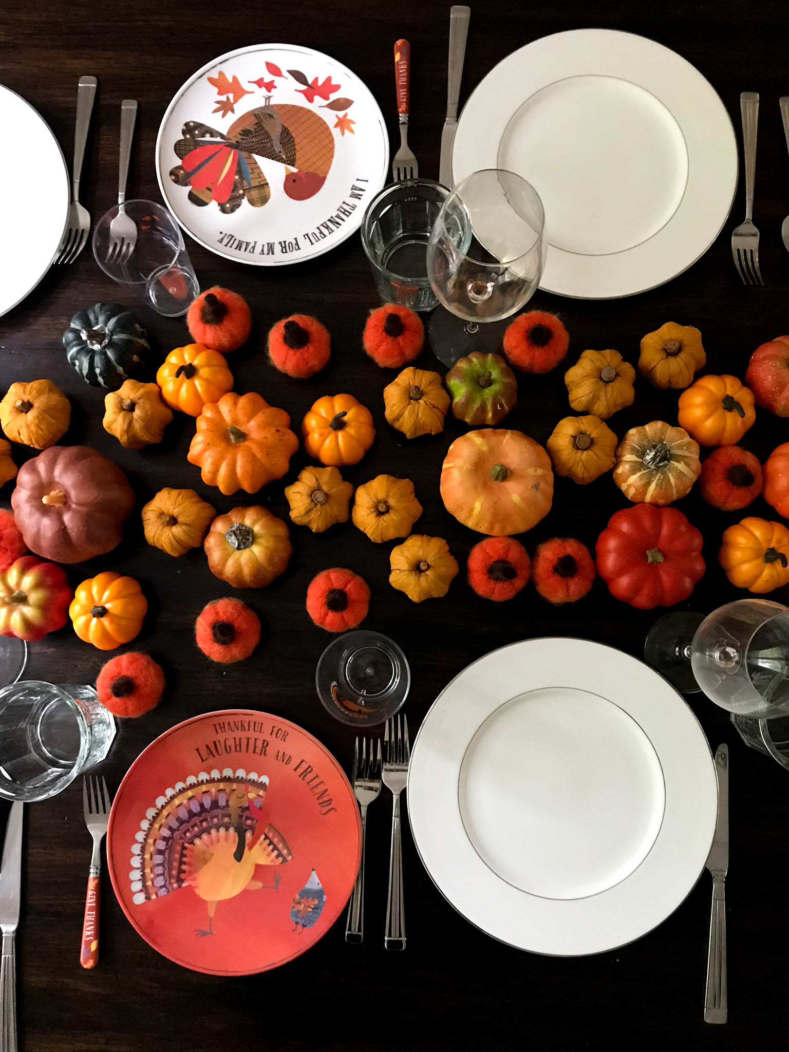 5 KID-FRIENDLY THANKSGIVING TABLE SETTING TIPS image 8