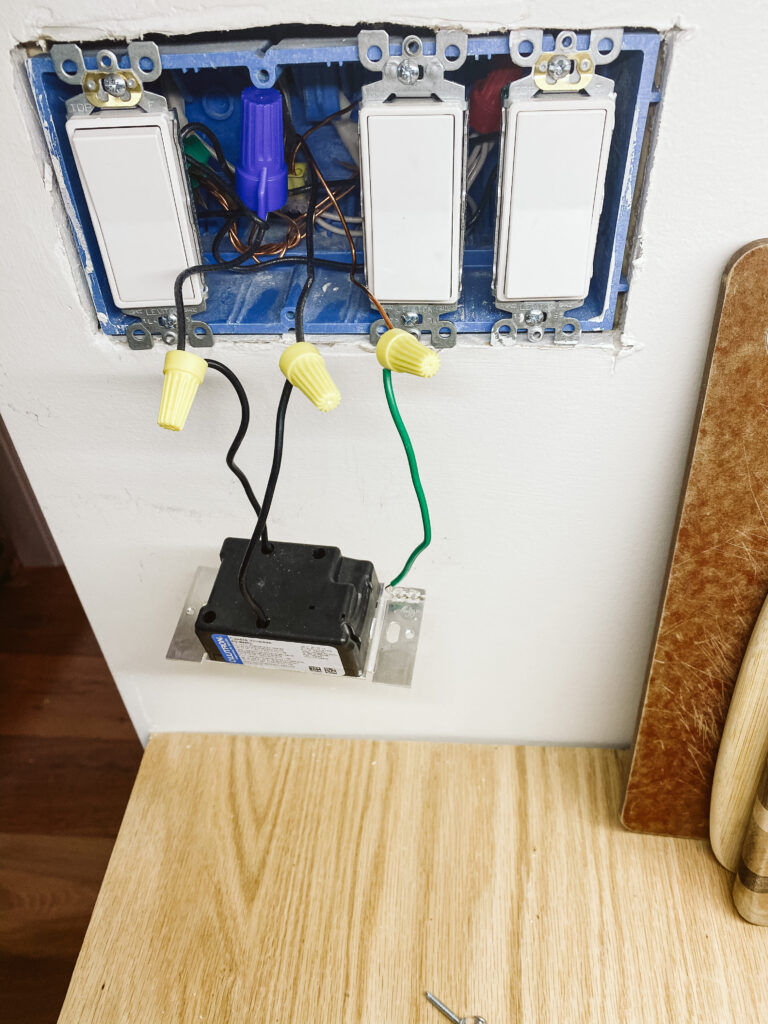 HOW TO INSTALL A DIMMER SWITCH image 1