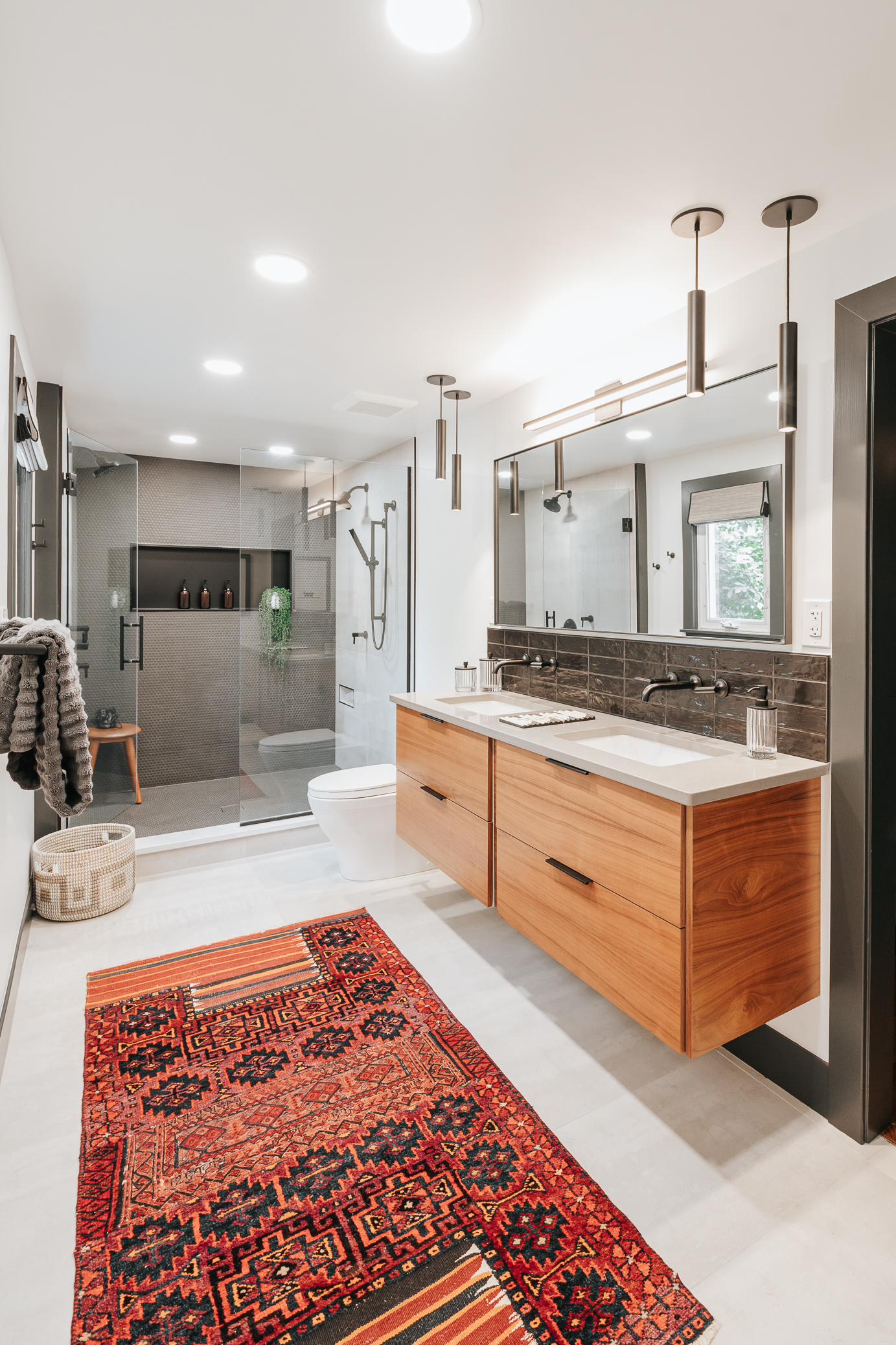 8 Tips For Perfect Bathroom Decor | Clark+Aldine MI